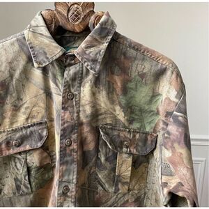 Cabela’s Advantage Timber Leaf Camouflage Long Sleeve Button Down Shirt L